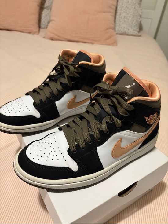 Jordan Shoes - Air Jordan 1 Mid